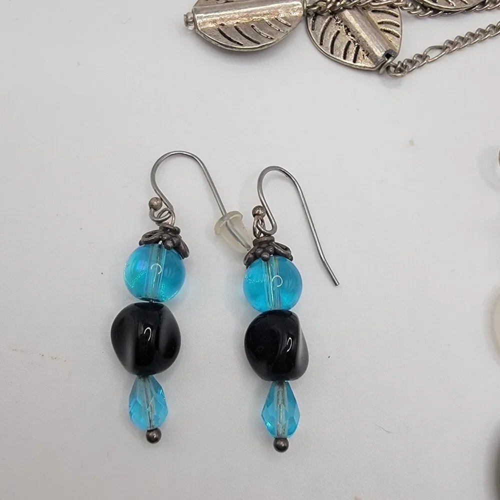 Lot Of Unsigned‎ Wearable Dangle Drop Earrings  Boho Peasant Hippie Look